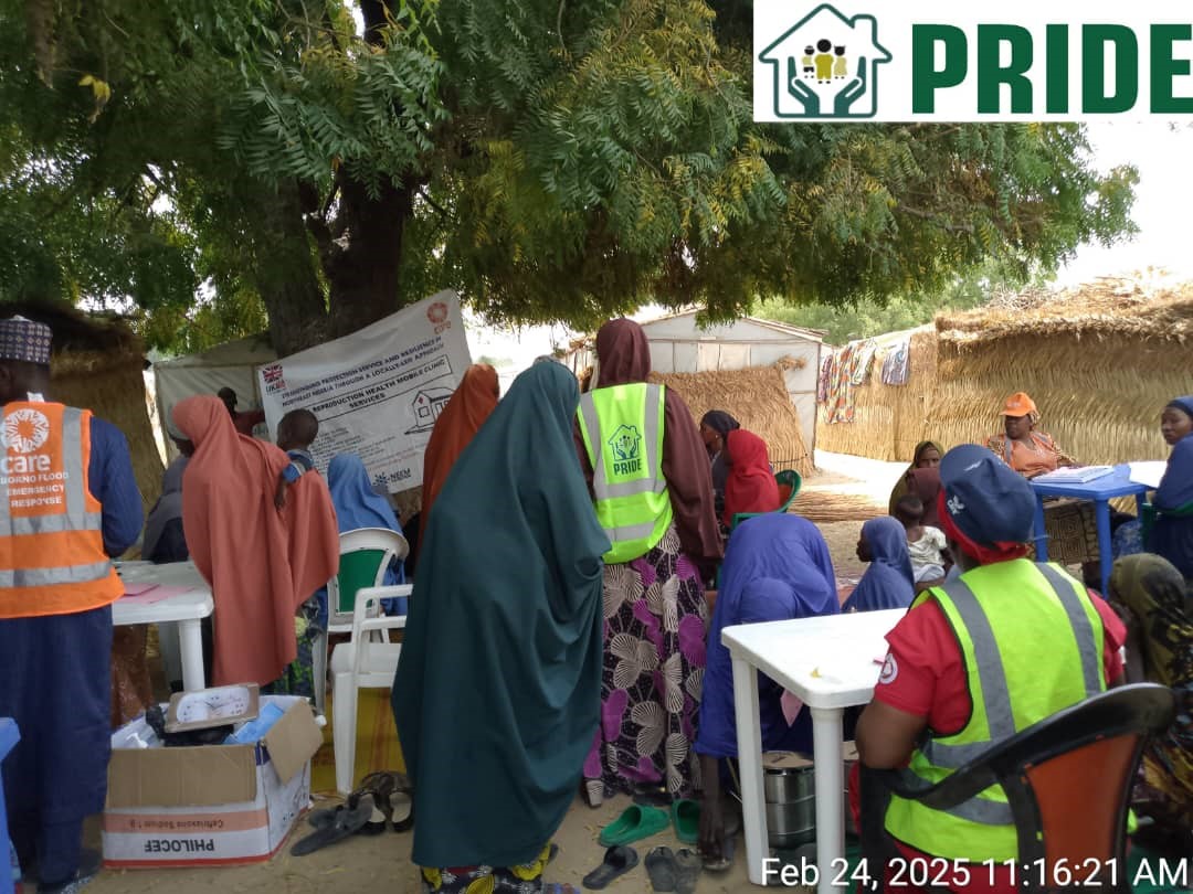 RUTF distribution to women.