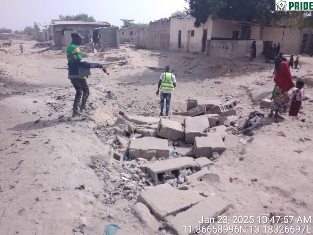 destroyed access road to Fariya Camp